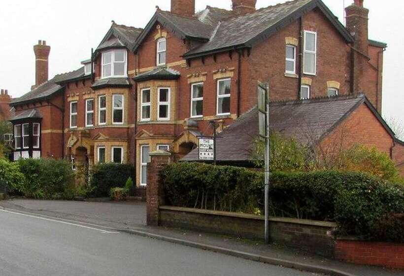 פנסיון The Mount Guest House