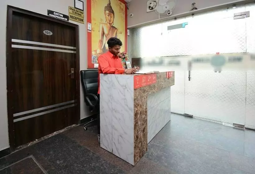 Oyo 26663 Hotel Indian Ldh
