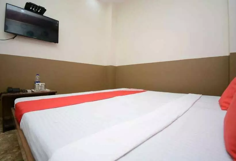 Oyo 26663 Hotel Indian Ldh