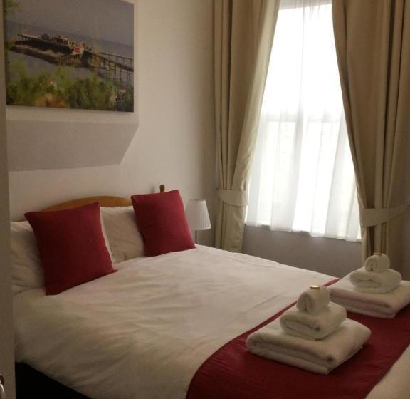 بنسيون Fernville Guest House