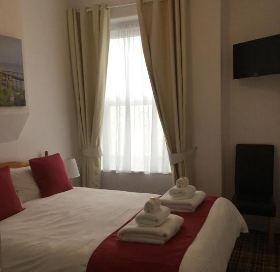 بنسيون Fernville Guest House