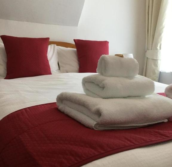 بنسيون Fernville Guest House