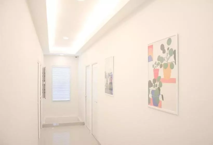ペンション Reddoorz Plus Syariah Near Manggarai Station 3