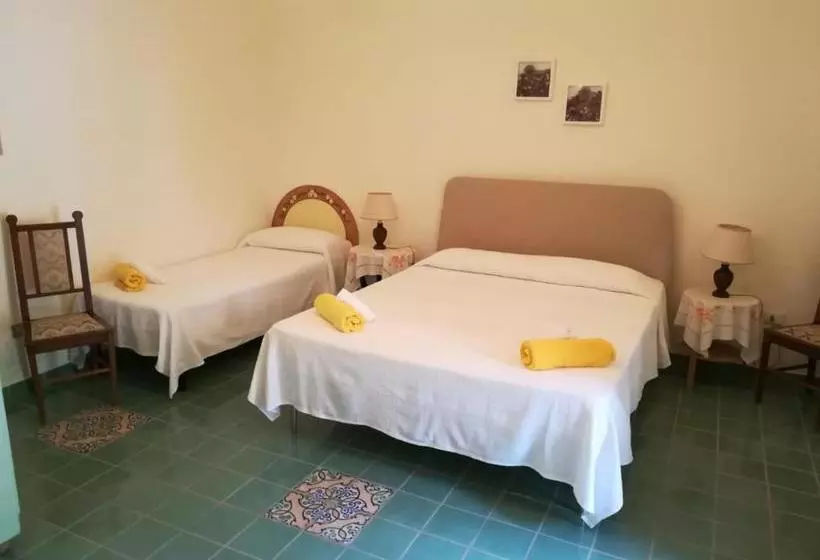 ホテル Villa Padura