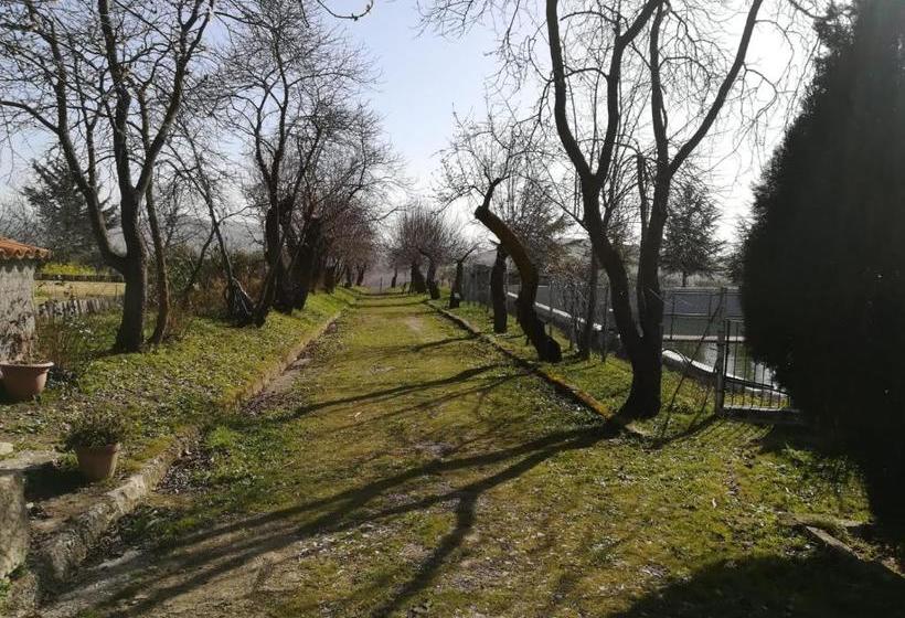 فندق Villa Padura