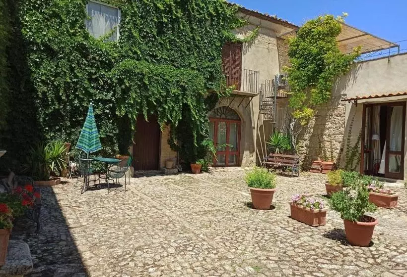 ホテル Villa Padura