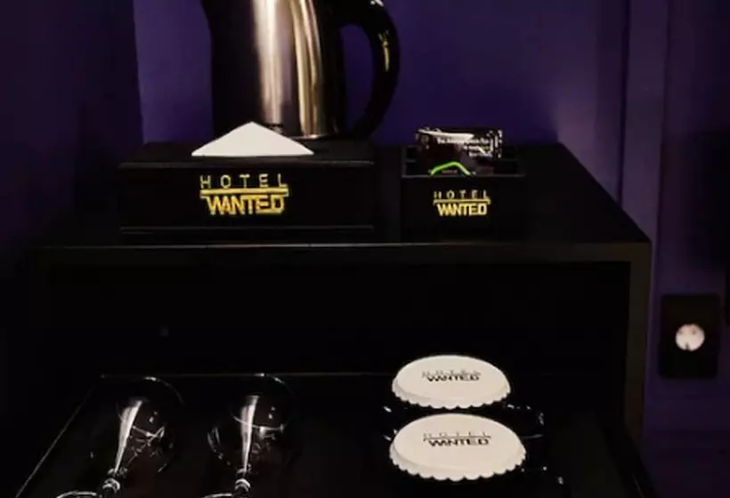 Hotel Wanted