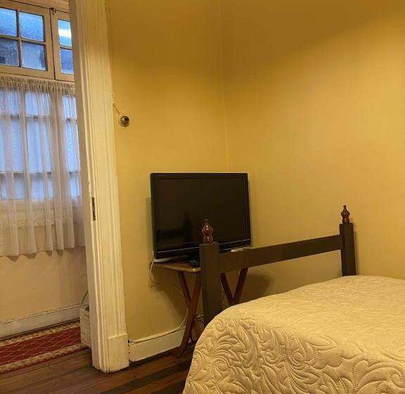 هاستل Casa Dos Leones