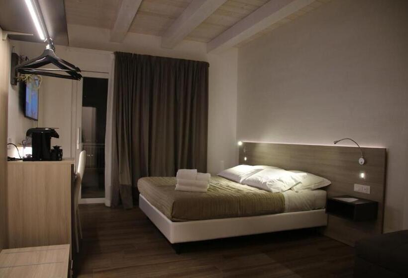 בית מלון כפרי Casablanca