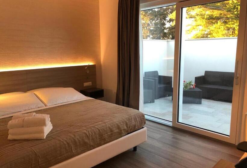 בית מלון כפרי Casablanca