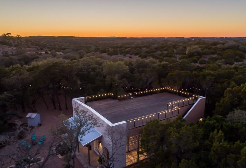 Otel Lucky Arrow Retreat  Dripping Springs