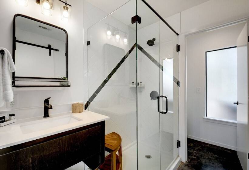 Otel Lucky Arrow Retreat  Dripping Springs