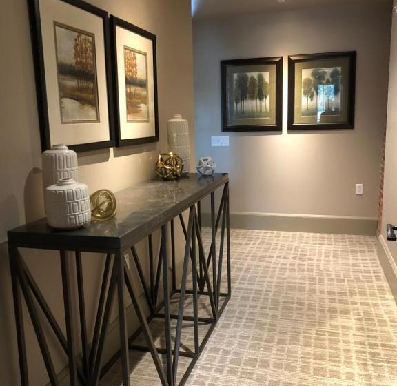 ユースホステル Farmer's Creekside Tavern & Inn