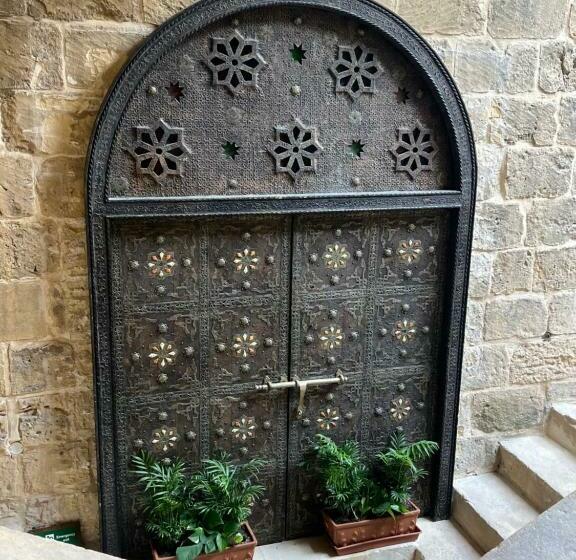 تختخواب و صبحانه Ta Pinu Guesthouse