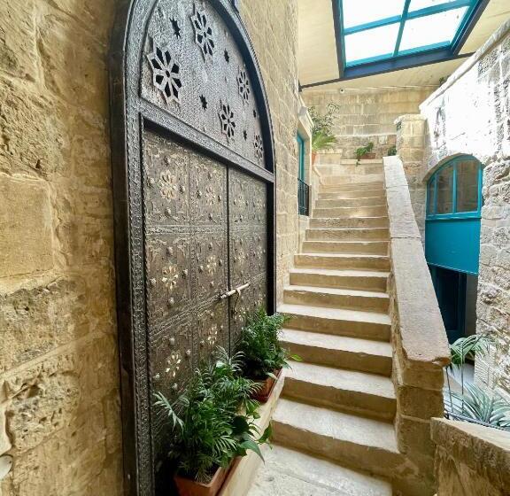 تختخواب و صبحانه Ta Pinu Guesthouse