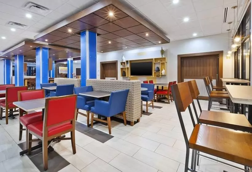 ホテル Holiday Inn Express & Suites   Painesville   Concord, An Ihg