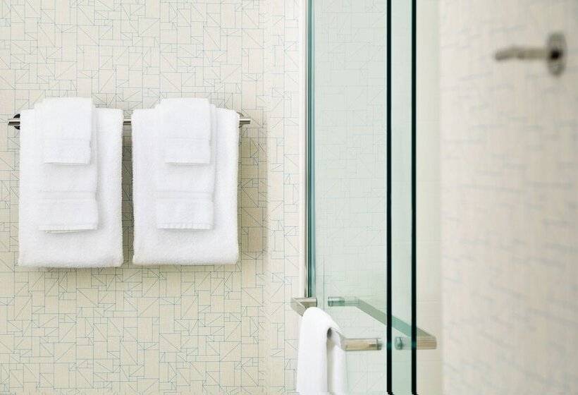 فندق Holiday Inn Express & Suites   Painesville   Concord, An Ihg