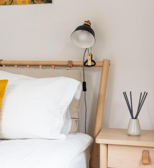 פנסיון Guest House Rossy