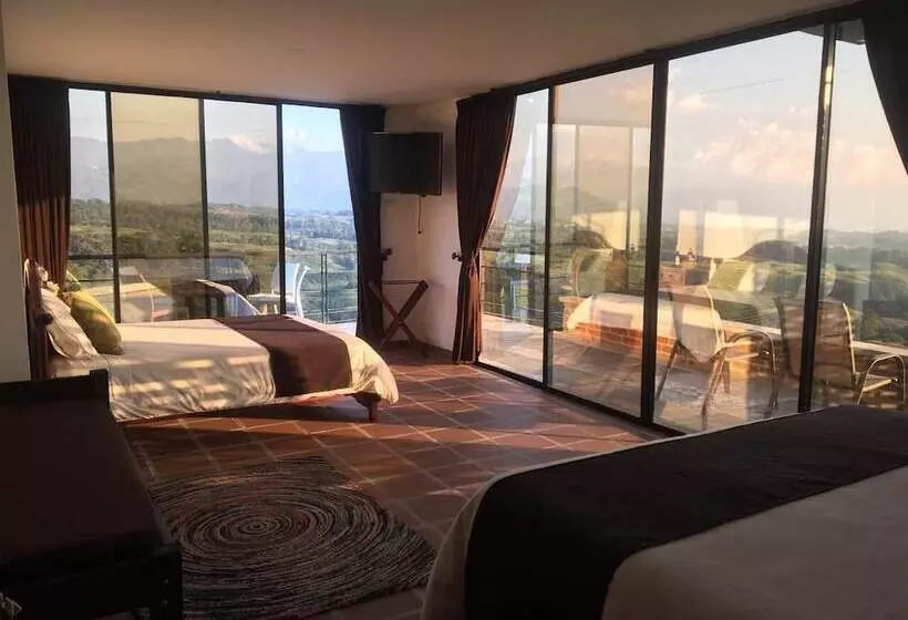 ペンション Sierra Morena