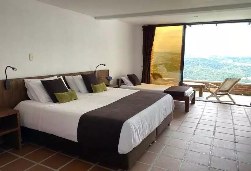 ペンション Sierra Morena