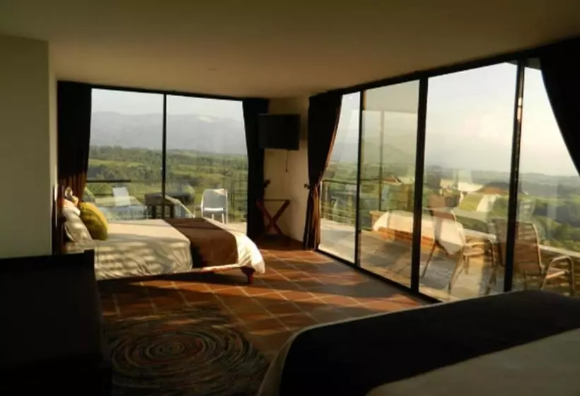 ペンション Sierra Morena