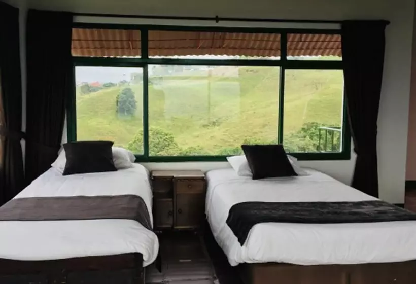 ペンション Sierra Morena