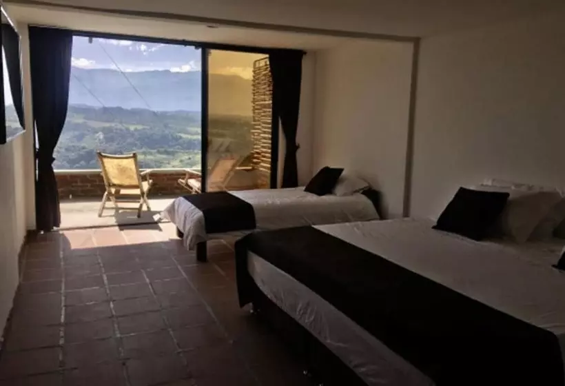 ペンション Sierra Morena