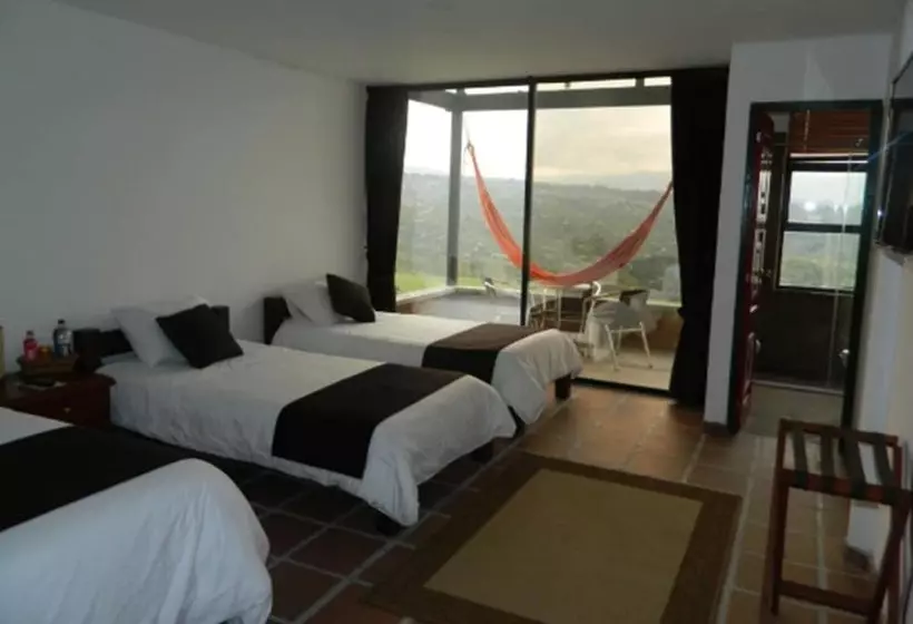 ペンション Sierra Morena