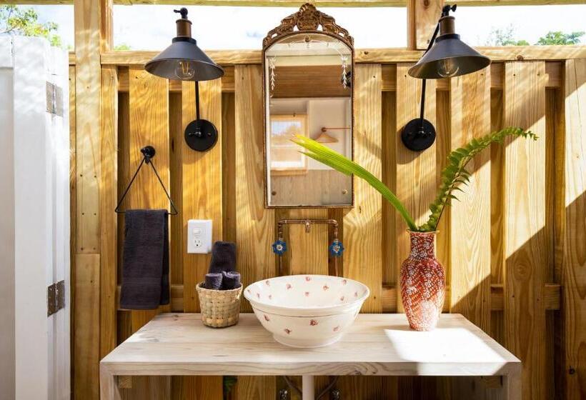 تختخواب و صبحانه Finca Victoria