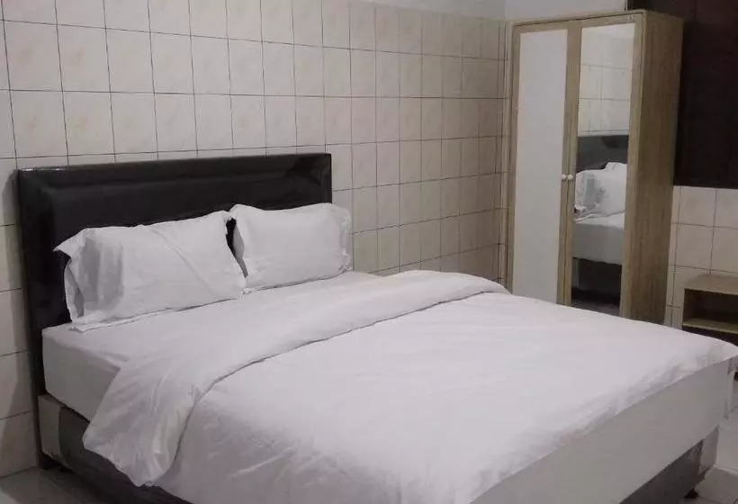 Hotel Phoenix