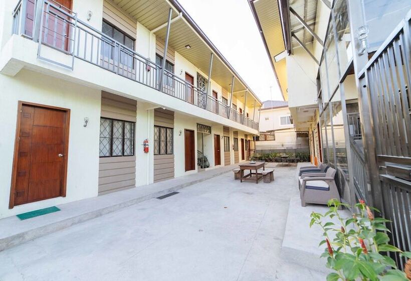 فندق Reddoorz Plus @ Casa Lucia Sindalan San Fernando City Pampanga