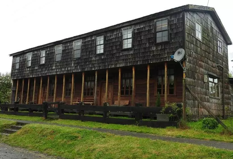 ペンション La Casona Puelo Lodge