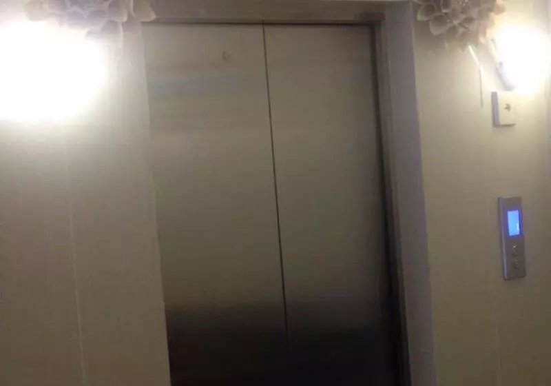 Retkeilymaja Meaco Hotel   Calbayog