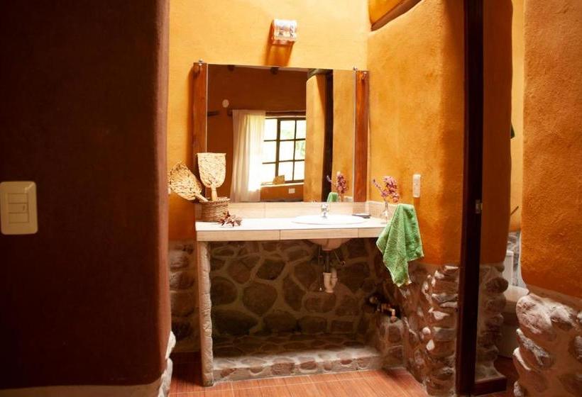 Bed & Breakfast Pedregal Ecolodge