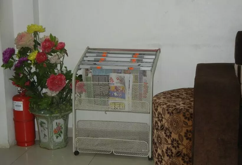 هتل Borneo