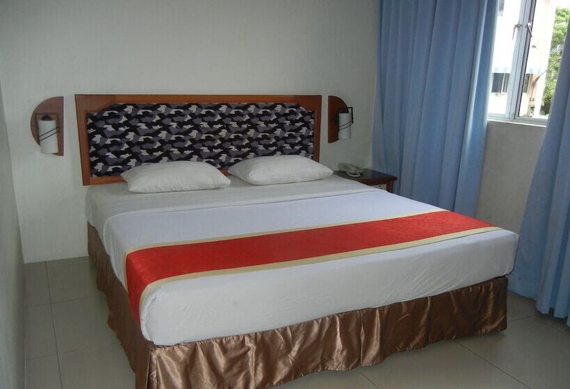 Hotel Borneo
