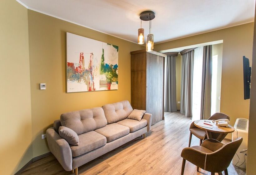 هتل Panorama Boutique