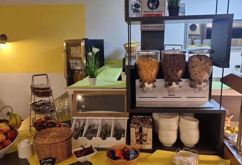 בית מלון כפרי Zum Ochsen