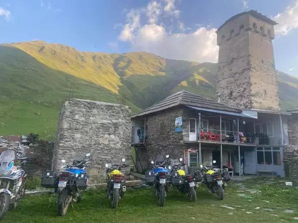 پانسیون Old Tower Guesthouse Ushguli