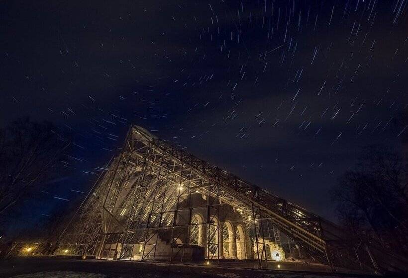 Wood Hotel By Frich S