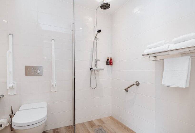 Wood Hotel By Frich S