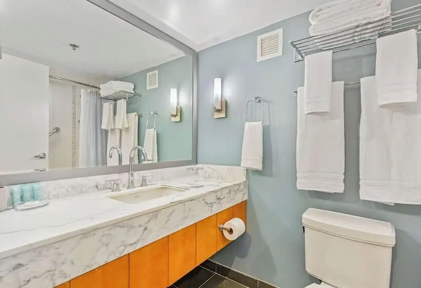 ホテル Castle At Ala Moana