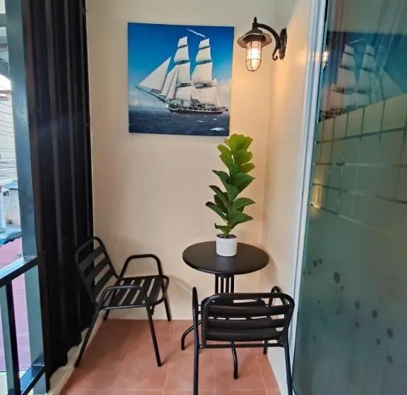 ペンション Chotam House