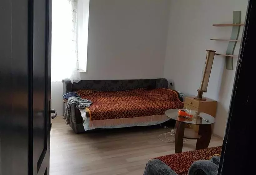 هاستل Kompleks Trnovski Vetar