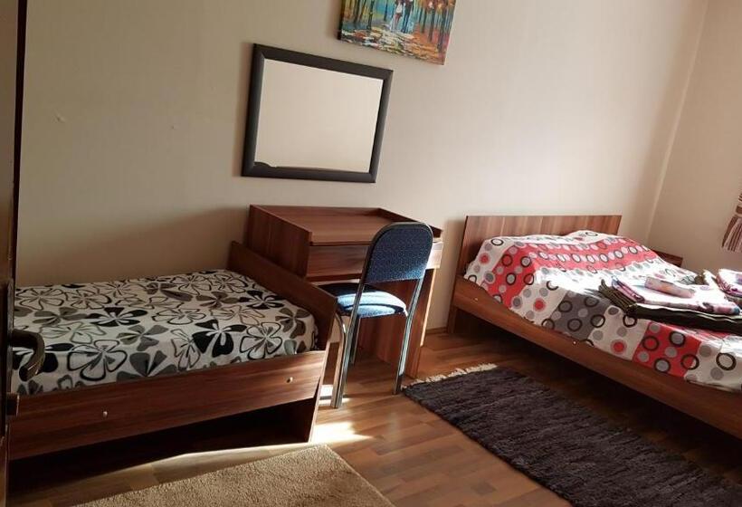 هاستل Kompleks Trnovski Vetar