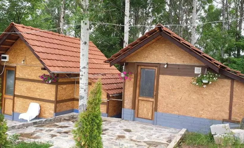 هاستل Kompleks Trnovski Vetar