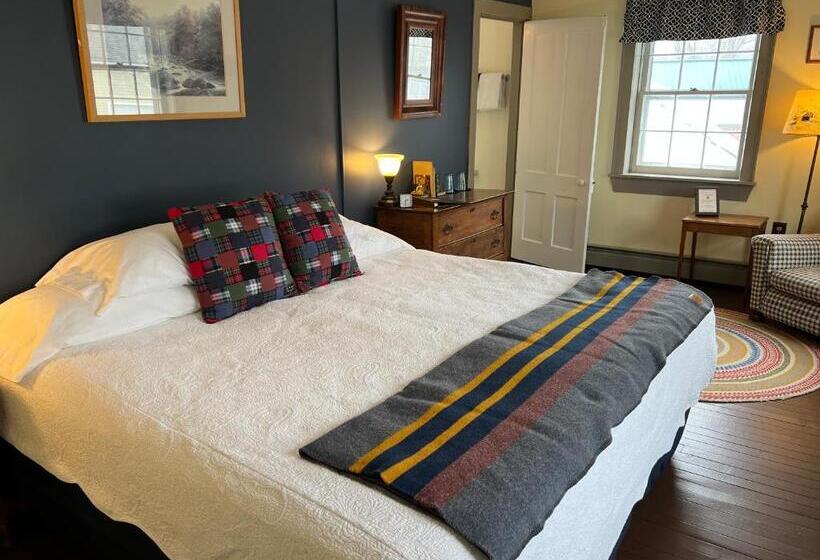 Общежитие Shoreham Inn Bed & Breakfast