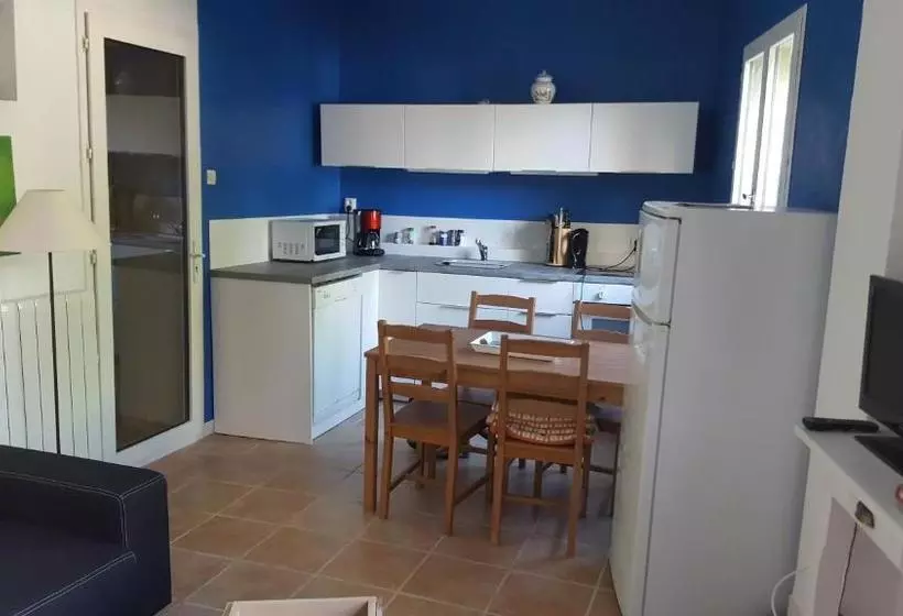 ベッドアンドブレックファースト Chambre D'hôtes La Vigneronne