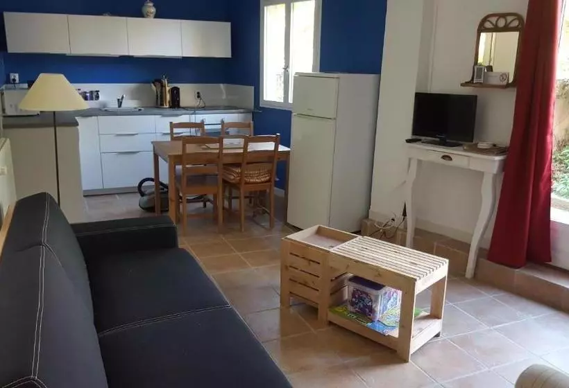 ベッドアンドブレックファースト Chambre D'hôtes La Vigneronne