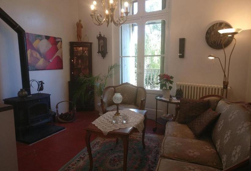 ベッドアンドブレックファースト Chambre D'hôtes La Vigneronne